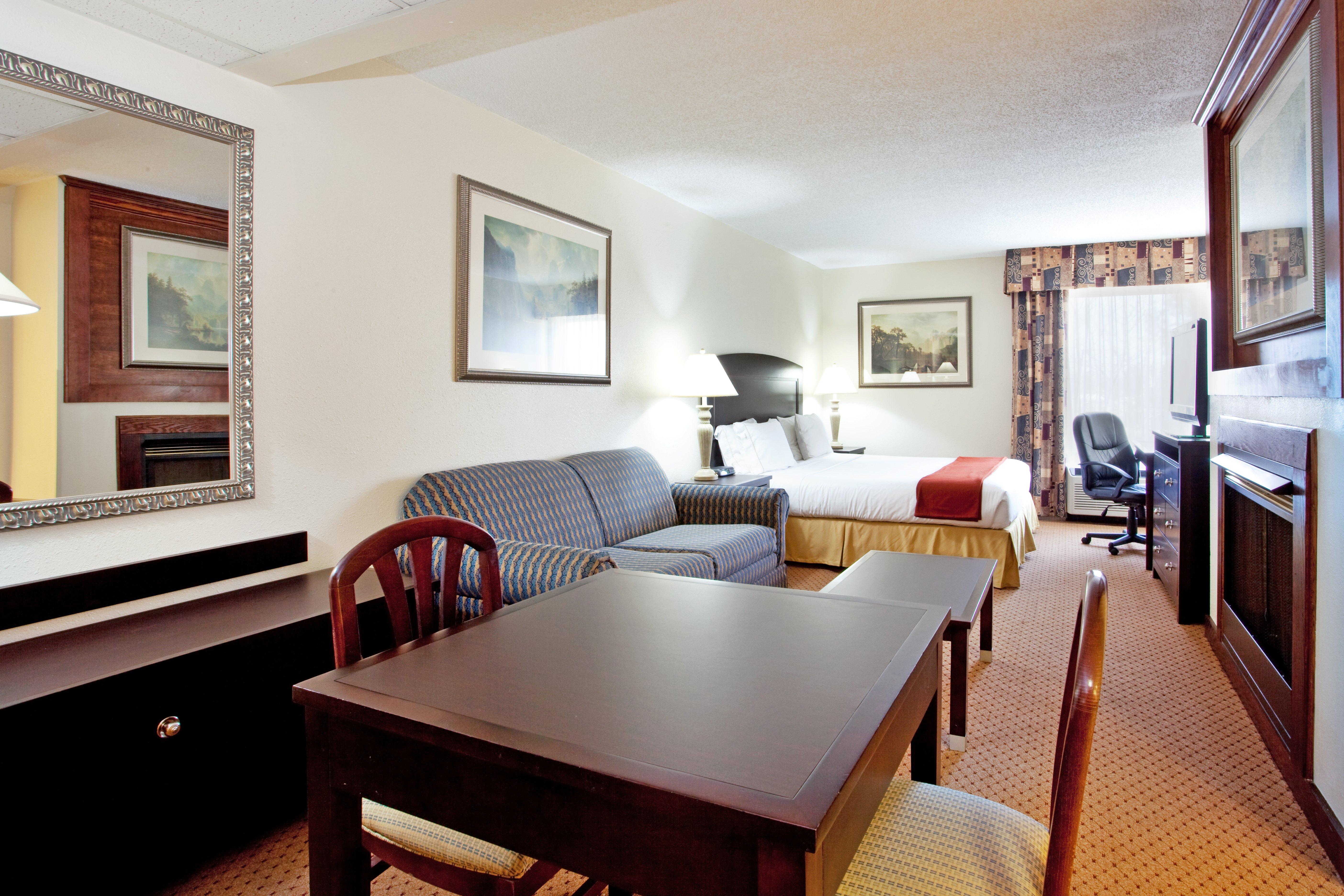 Holiday Inn Express - Chester By Ihg Extérieur photo