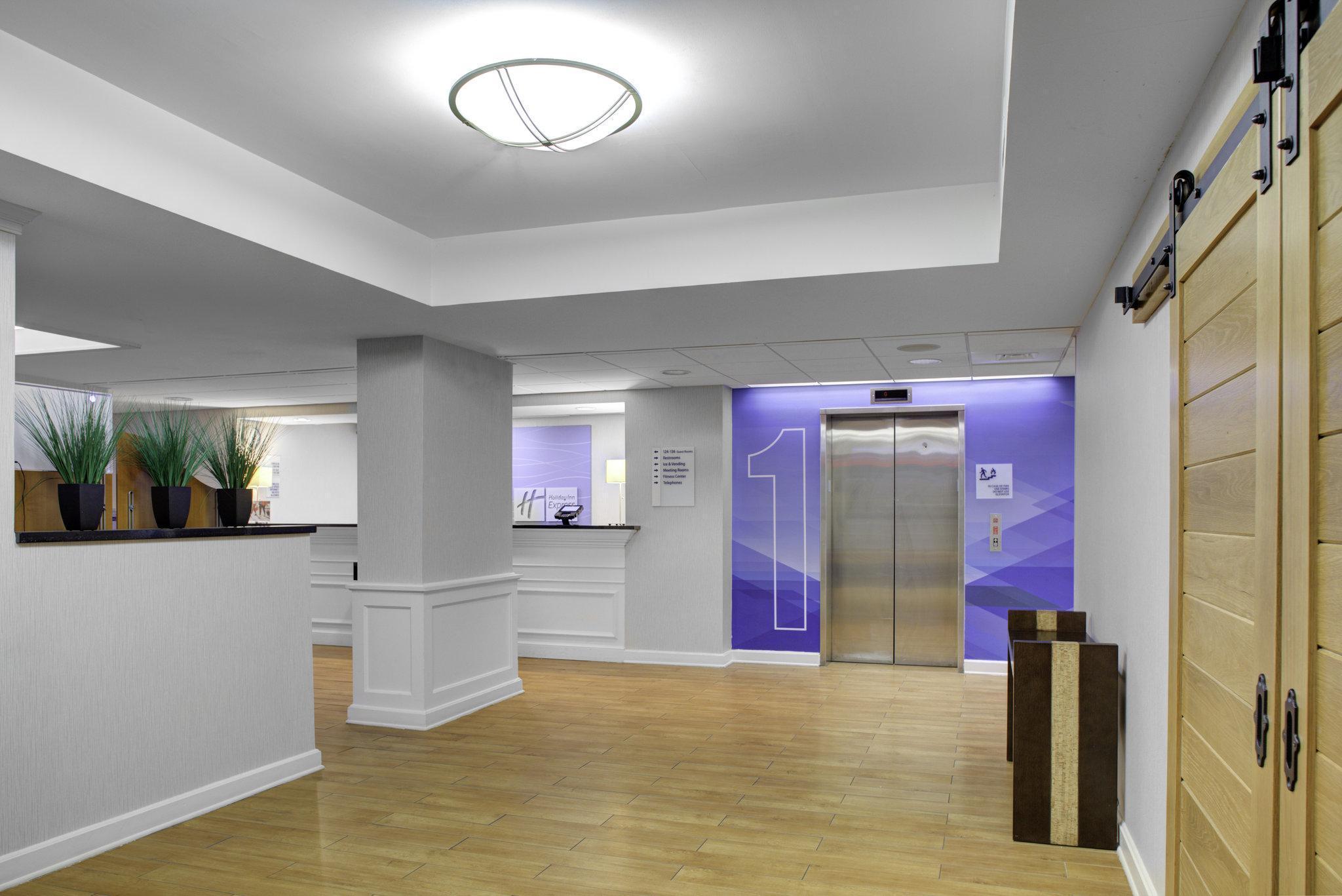 Holiday Inn Express - Chester By Ihg Extérieur photo
