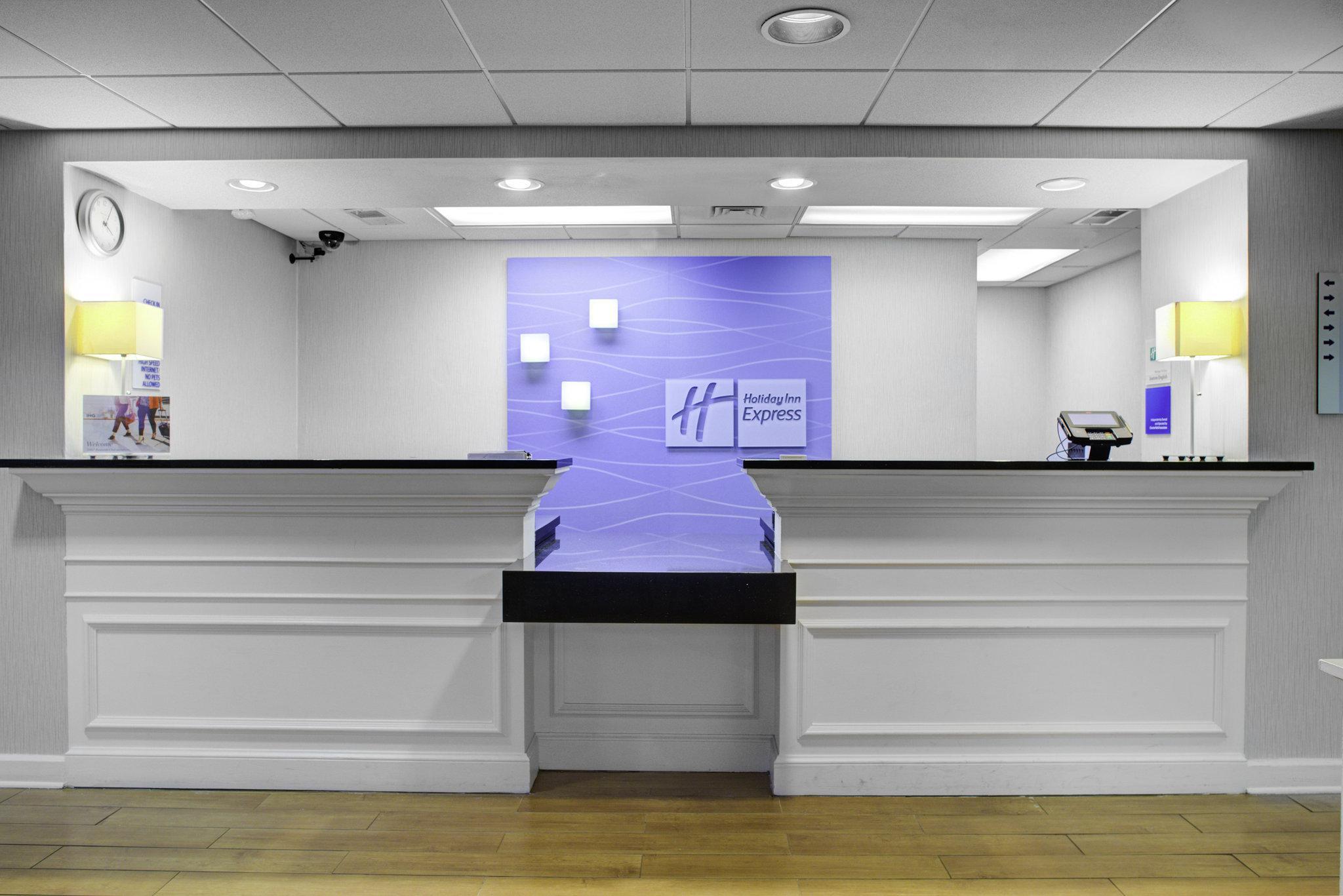 Holiday Inn Express - Chester By Ihg Extérieur photo